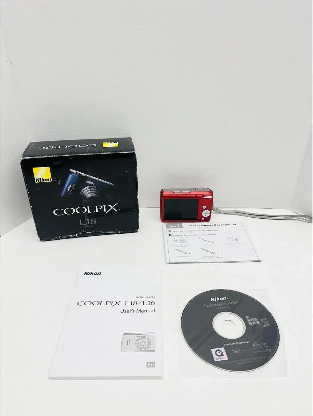 Nikon COOLPIX L18 8.0MP Digital Camera - For Parts